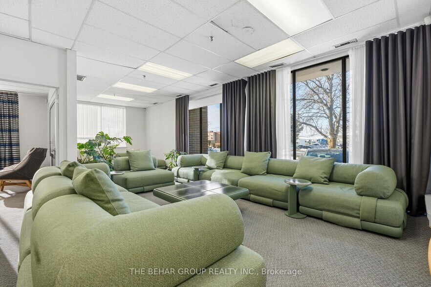 More Photos Of 1740 Sismet Rd, Mississauga Manufacturing For Sale