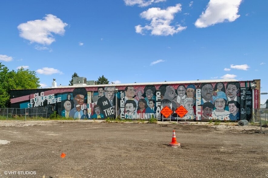 More Photos Of 610 S Genesee St, Waukegan Convenience Store For Sale