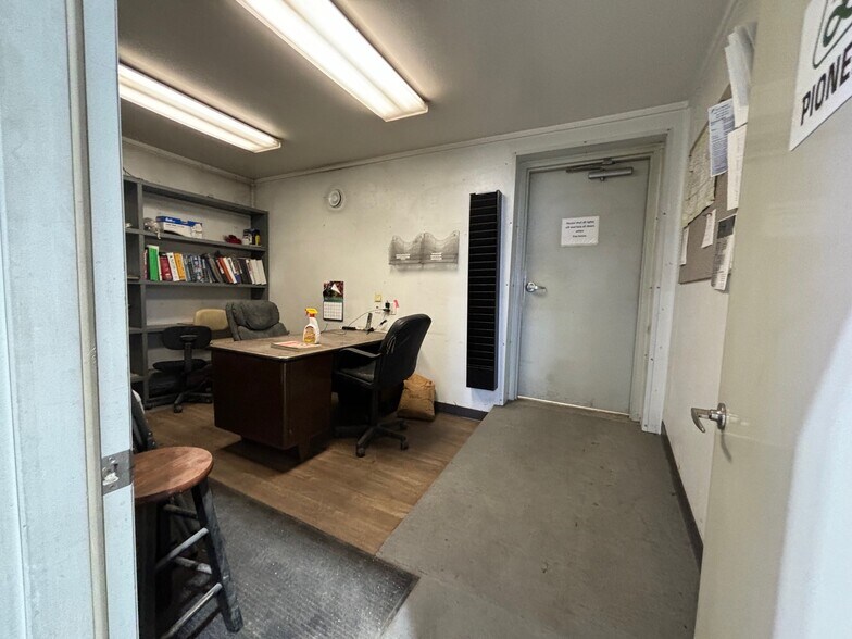 More Photos Of 6220 E Highway 2, Minot Service For Lease