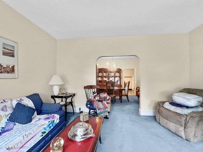 More Photos Of 700-702 N 7th St, Newark Apartments For Sale