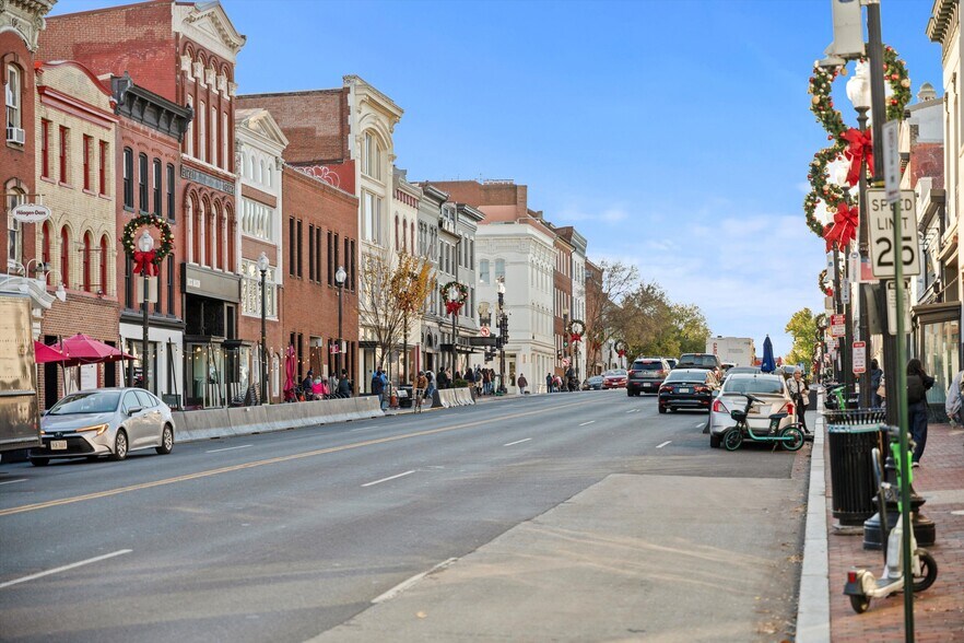 More Photos Of 3135 M St NW, Washington Storefront For Lease