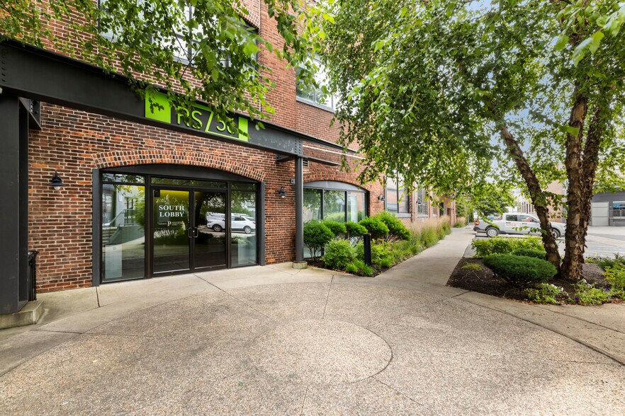 More Photos Of 56 Roland St, Charlestown Flex For Lease