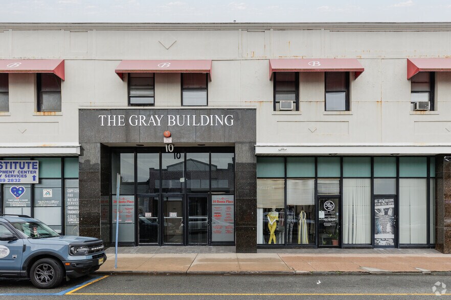 More Photos Of 10-22 Banta Pl, Hackensack Office For Lease