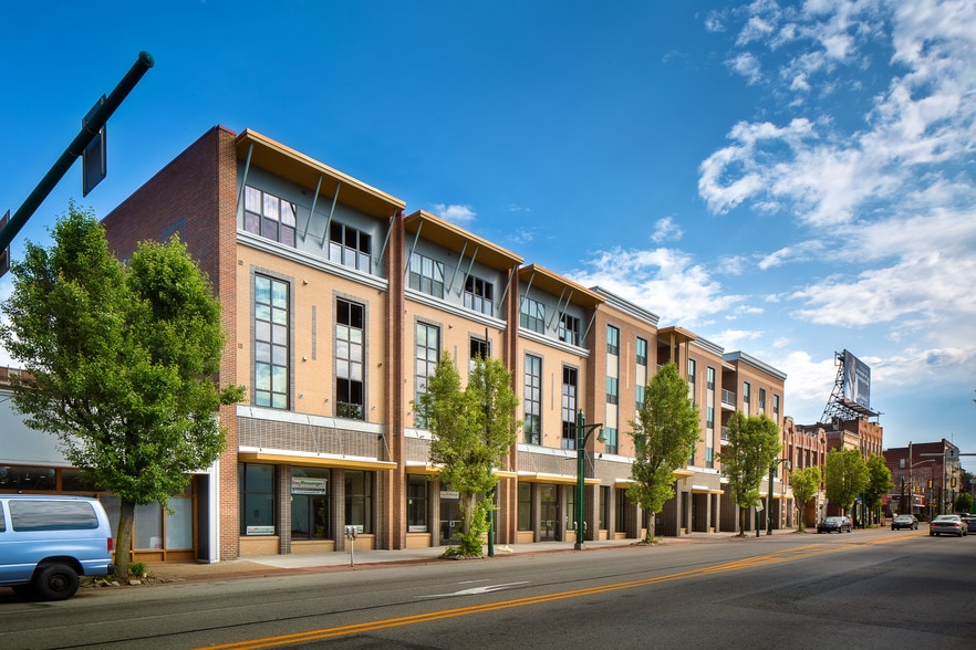 More Photos Of 114-120 E 8th Ave, Homestead Apartments For Lease