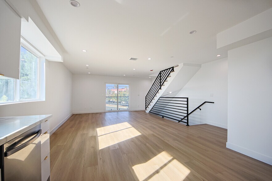 More Photos Of 1636 Longwood Ave, Los Angeles Apartments For Sale