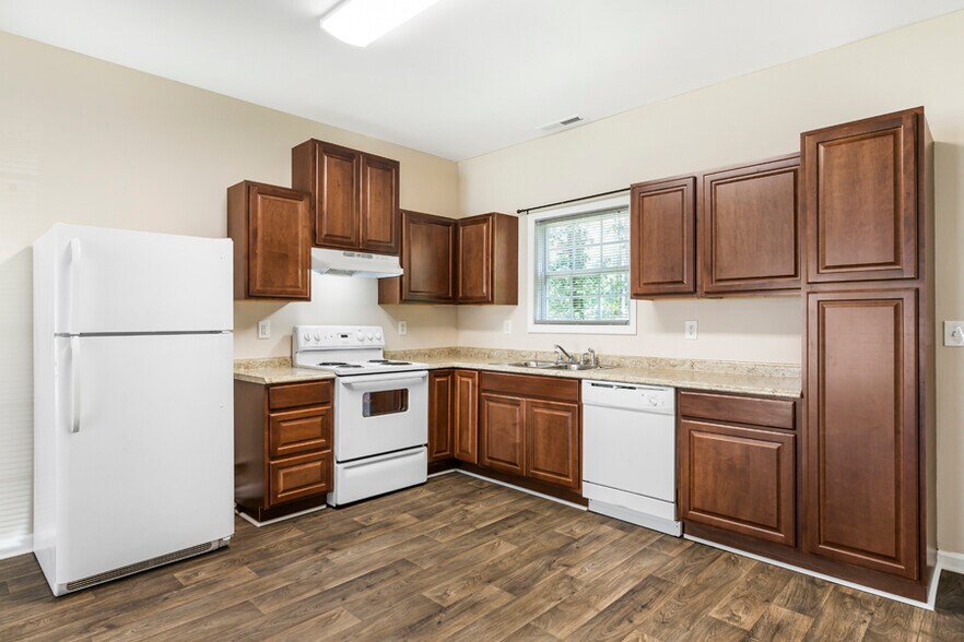 More Photos Of , Bremen Multifamily For Sale