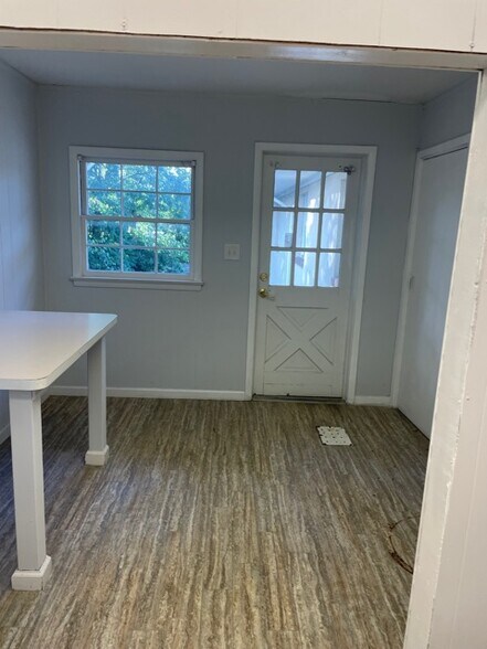 More Photos Of 676 Amboy Ave, Woodbridge Medical For Lease