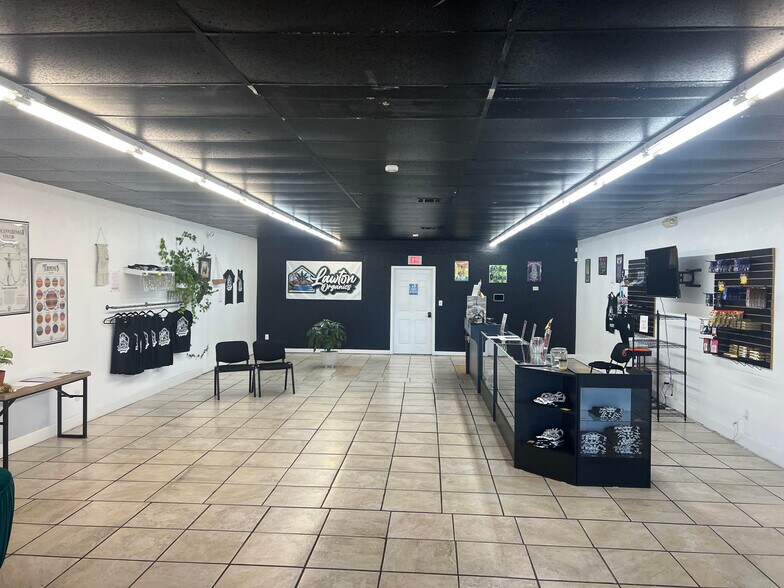 Primary Photo Of 1802-1816 NW Fort Sill Blvd, Lawton Unknown For Lease