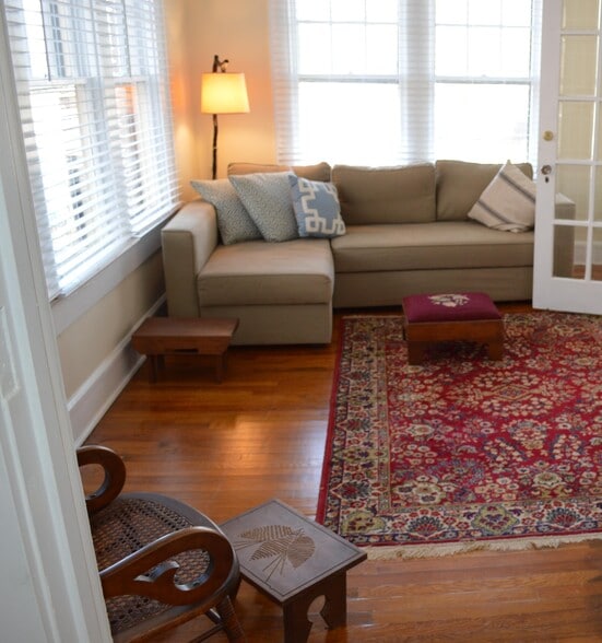 More Photos Of 121 W Center St, Lexington Office Residential For Sale