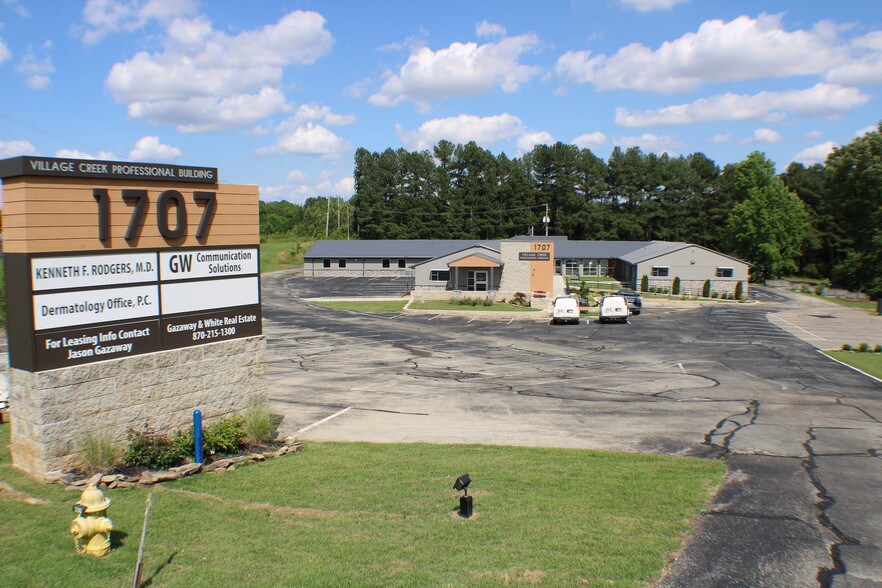 More Photos Of 1707 Linwood Dr, Paragould Medical For Lease