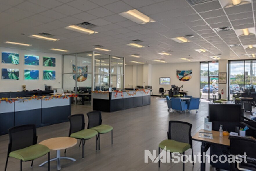 More Photos Of 5390 S US Highway 1, Fort Pierce Auto Dealership For Lease