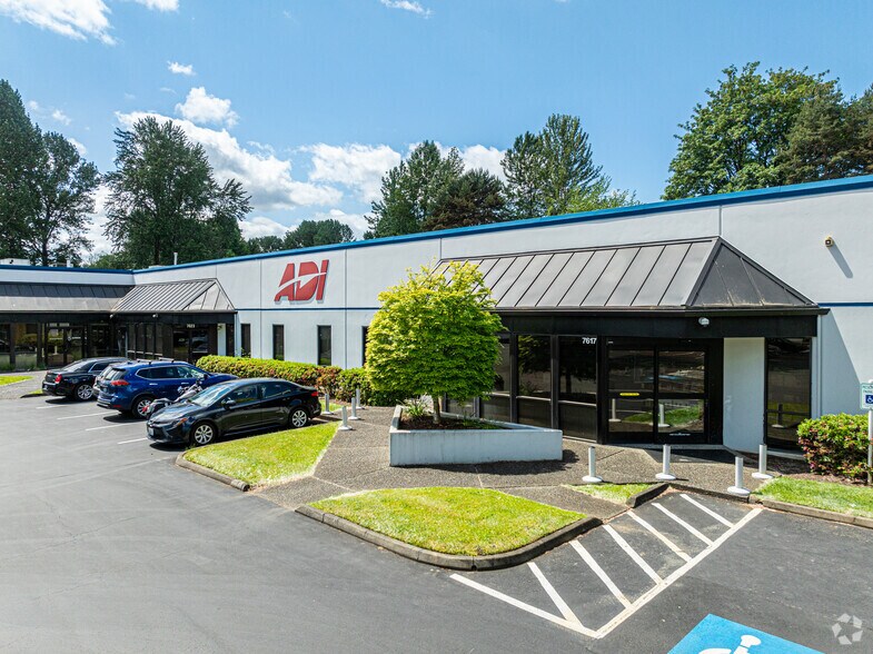 More Photos Of 7859-7877 S 180th St, Kent Unknown For Lease