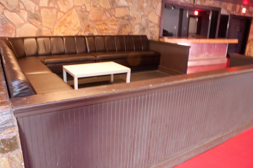 More Photos Of 2997 Campbellton Rd SW, Atlanta Restaurant For Sale