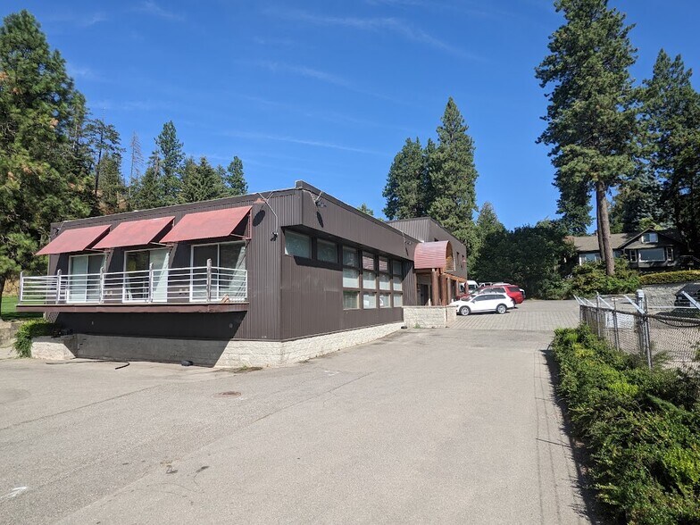 More Photos Of 1090 E Lakeshore Dr, Coeur d'Alene Office For Lease