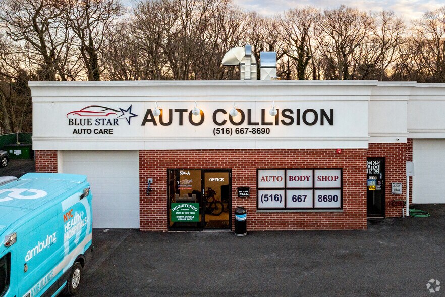 More Photos Of 594 RT 25A, Mount Sinai General Retail For Lease