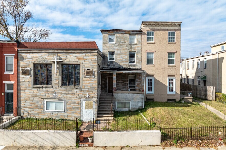 More Photos Of 1118 N Gilmor St, Baltimore Lodge Meeting Hall For Lease