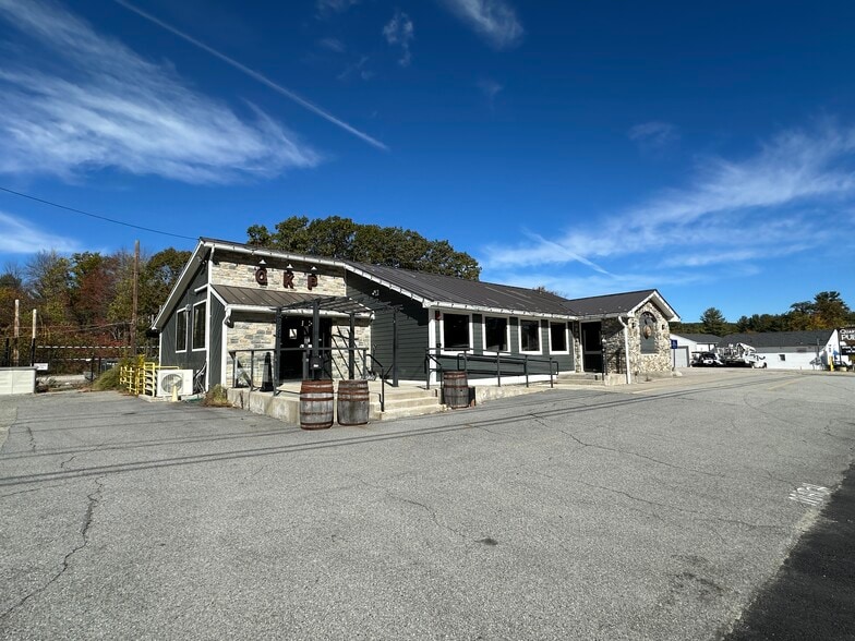 More Photos Of 443 Worcester Rd, Charlton Restaurant For Sale