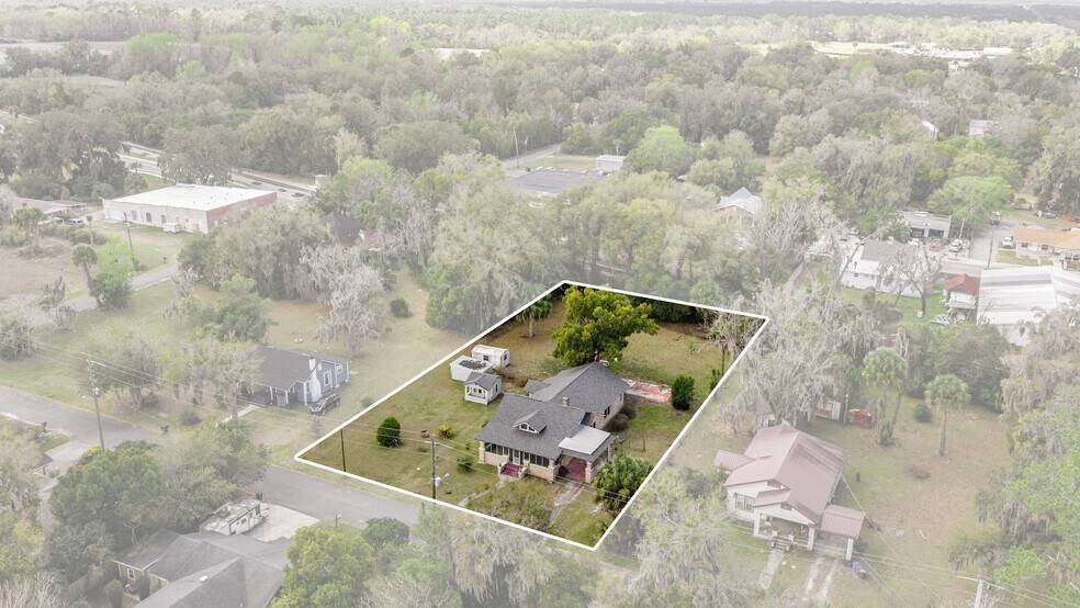 More Photos Of 7018 SE 222nd St, Hawthorne Flex For Sale