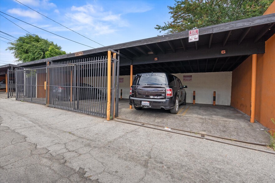 More Photos Of 7253-7257 Vineland Ave, Sun Valley Apartments For Sale