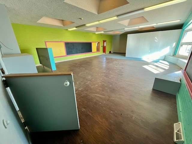 More Photos Of 407 N Holt St, Atkinson Schools For Sale