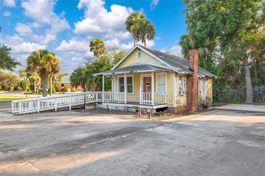 More Photos Of 1042 N Dixie Fwy, New Smyrna Beach Land For Sale