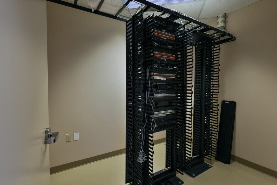 More Photos Of 1525 Valley Center Pky, Bethlehem Unknown For Lease