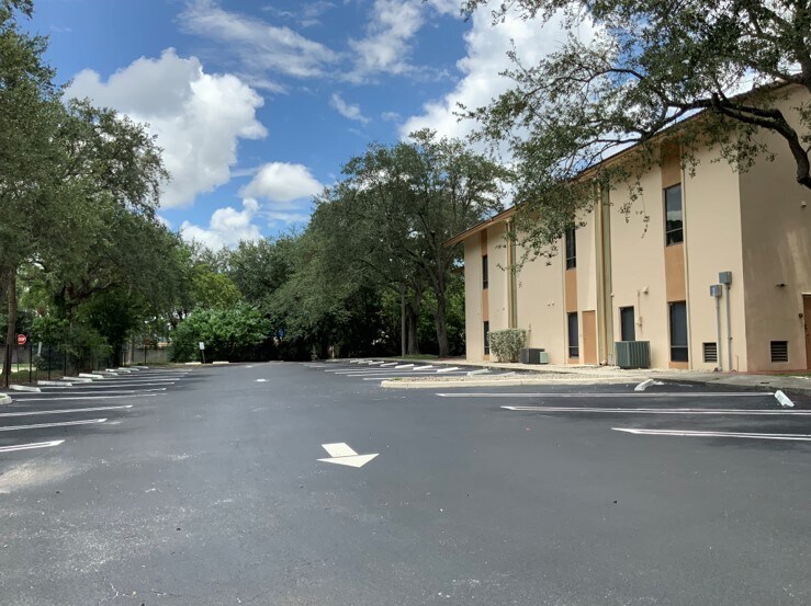 More Photos Of 7401 N University Dr, Tamarac Medical For Sale