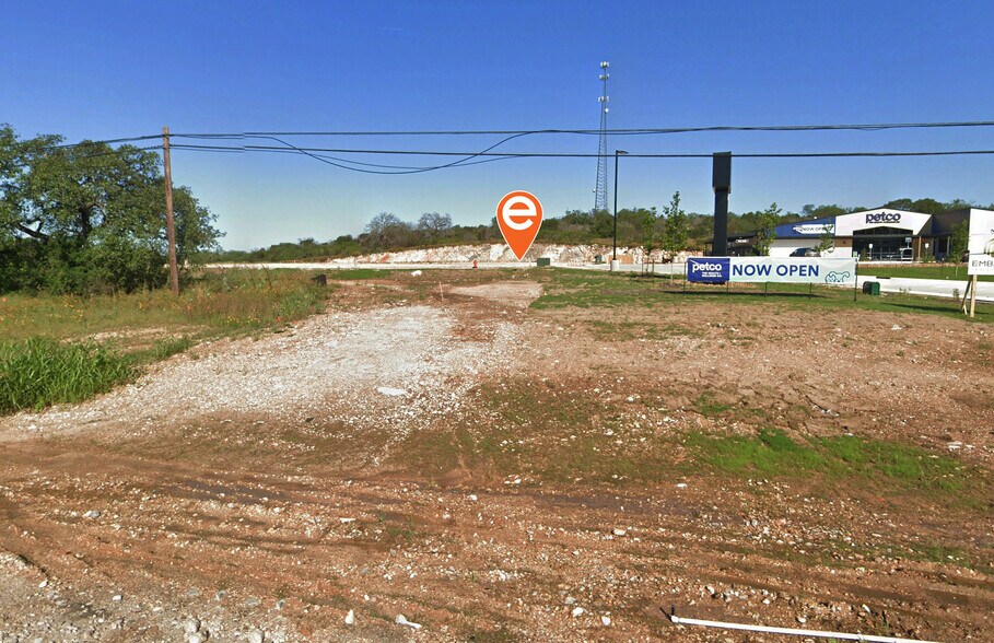 More Photos Of 3108 US-281, Marble Falls Land For Sale