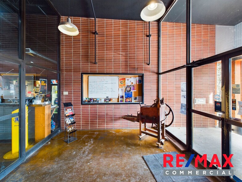 More Photos Of 1057 Sheridan Ave, Cody Restaurant For Sale