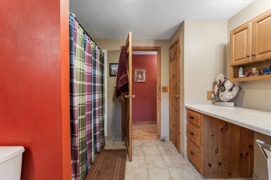 More Photos Of 365 Meade Rd, Susquehanna Specialty For Sale