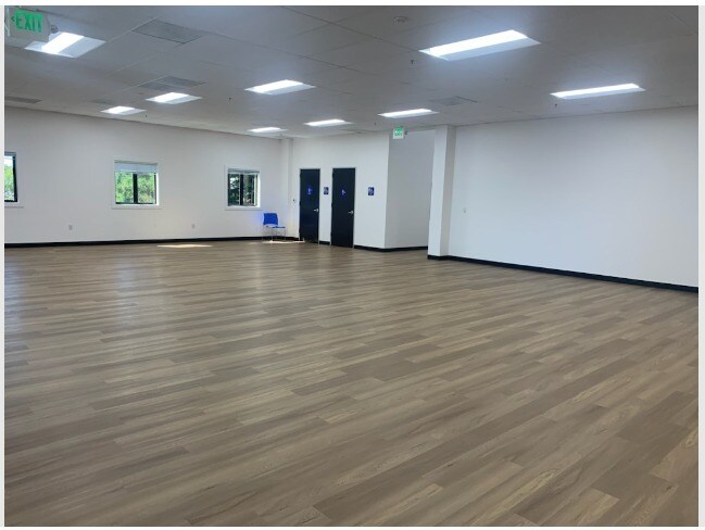 More Photos Of 151 Gibraltar Ct, Sunnyvale Light Manufacturing For Lease
