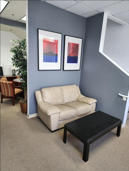 More Photos Of 2560-2566 Catamaran Way, Chula Vista Office For Lease