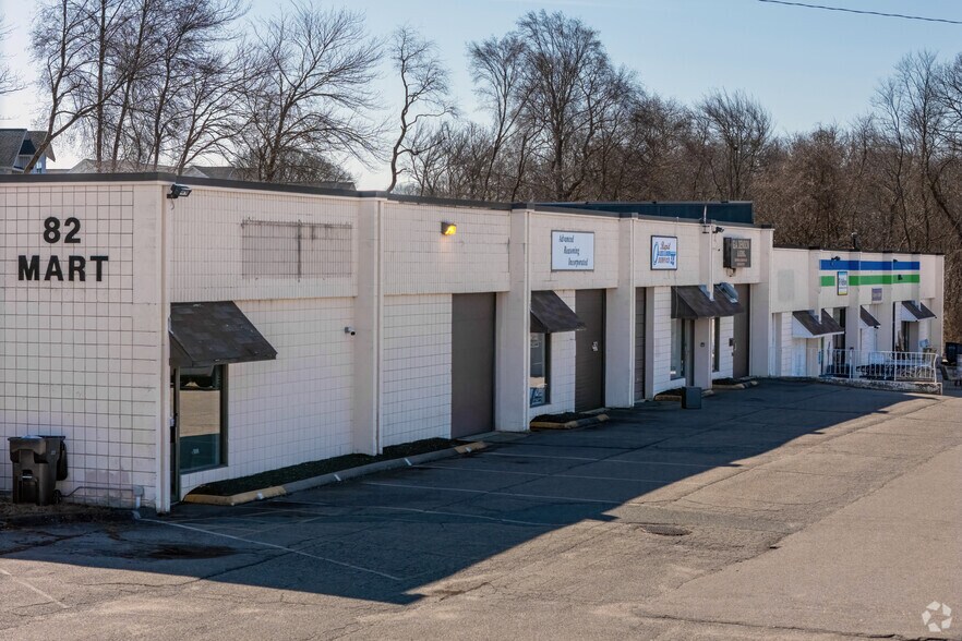 More Photos Of 82 Boston Post Rd, Waterford Warehouse For Lease