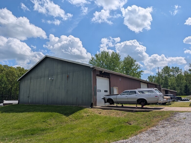 More Photos Of 10035 Johnsford Rd, Beach City Industrial For Sale