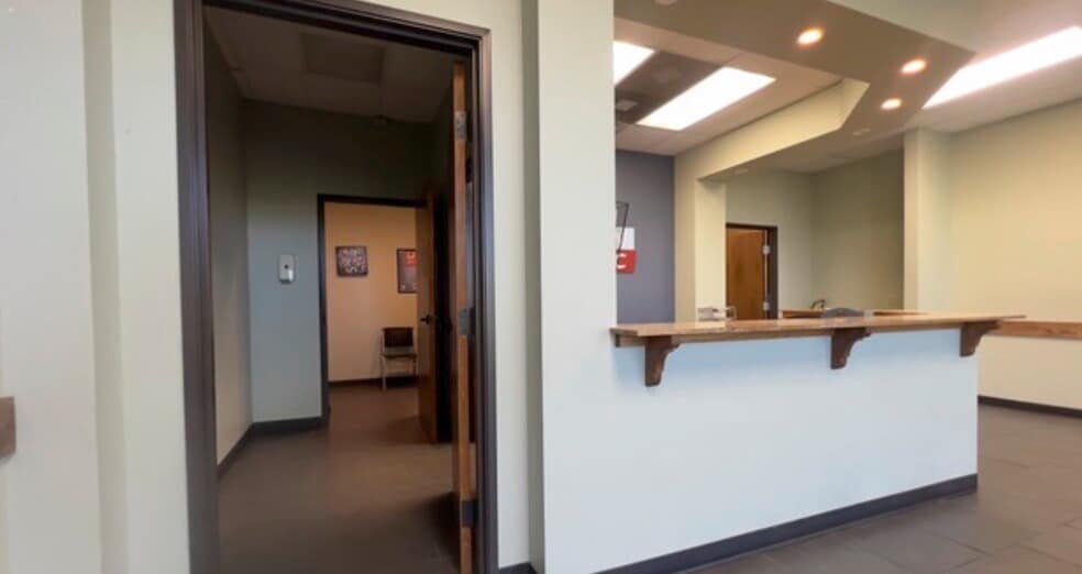 More Photos Of 1317 SE 44th St, Oklahoma City Freestanding For Lease