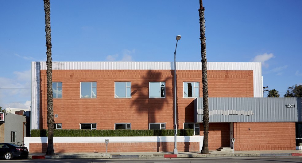 More Photos Of 12211 W Washington Blvd, Los Angeles Office For Lease