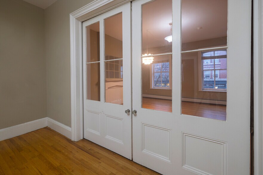 More Photos Of 179 Main St, Beacon Storefront Retail Residential For Sale