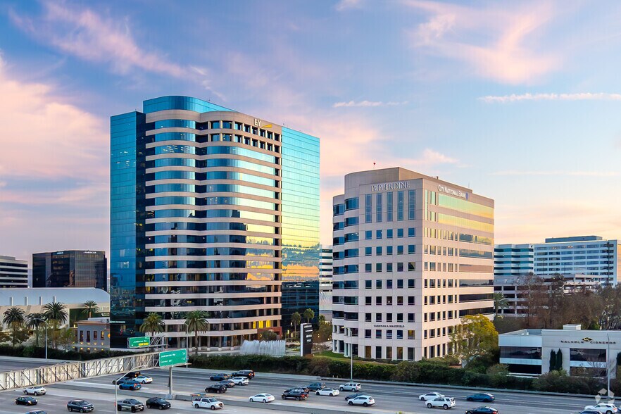 More Photos Of 18101 Von Karman Ave, Irvine Unknown For Lease