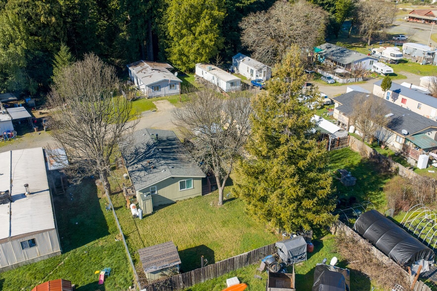 More Photos Of 14321 Branscomb Rd, Branscomb Manufactured Housing Mobile Home Park For Sale