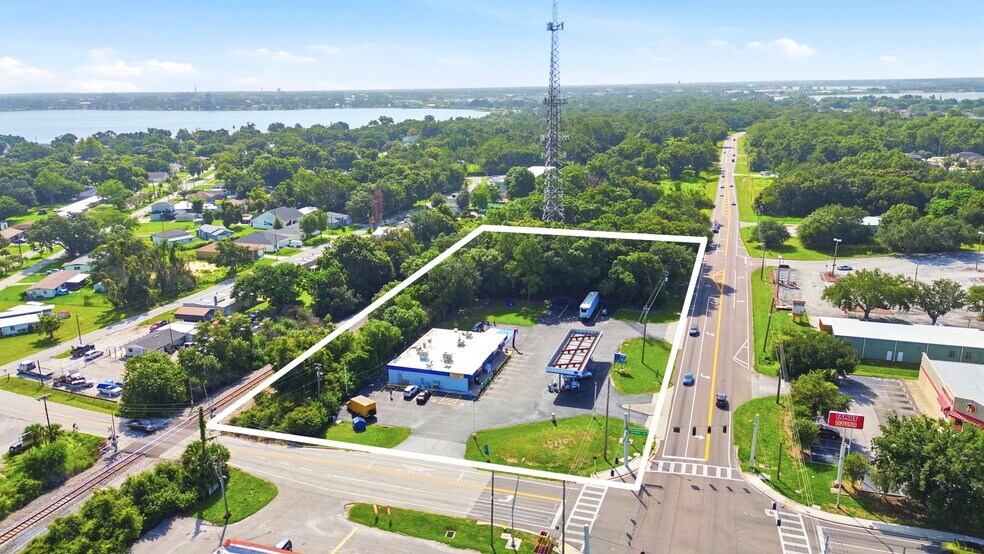 More Photos Of 2590 Recker Hwy, Winter Haven Service Station For Sale