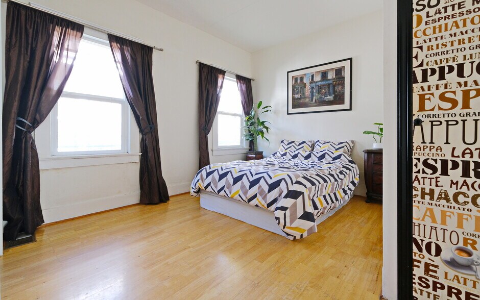 More Photos Of 1616 W 24th St, Los Angeles Apartments For Sale