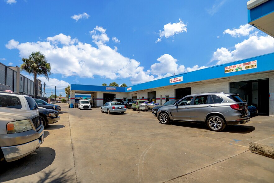 More Photos Of 6611 Stewart Rd, Galveston Specialty For Sale
