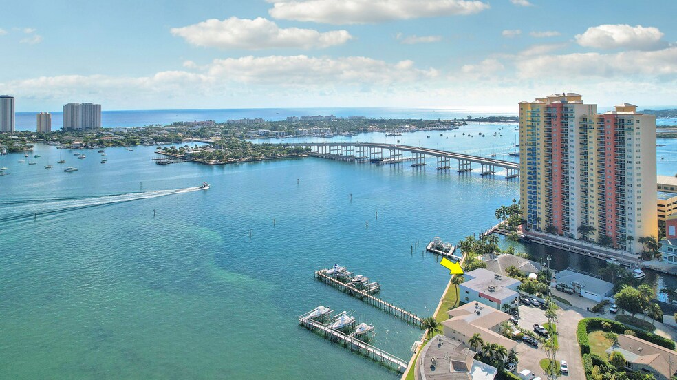 More Photos Of 360 Wilma Cir, Riviera Beach Multifamily For Sale