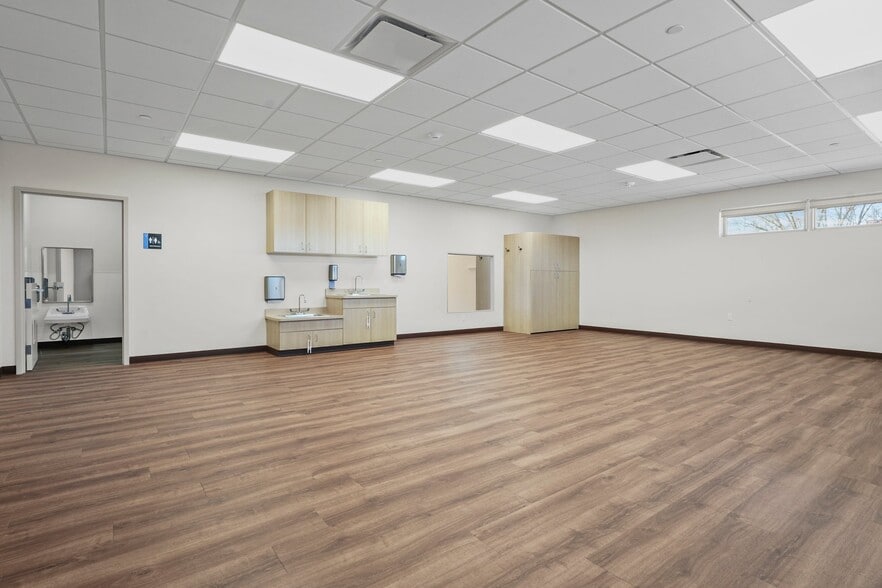 More Photos Of 7610 Mineral Point Rd, Madison Daycare Center For Lease