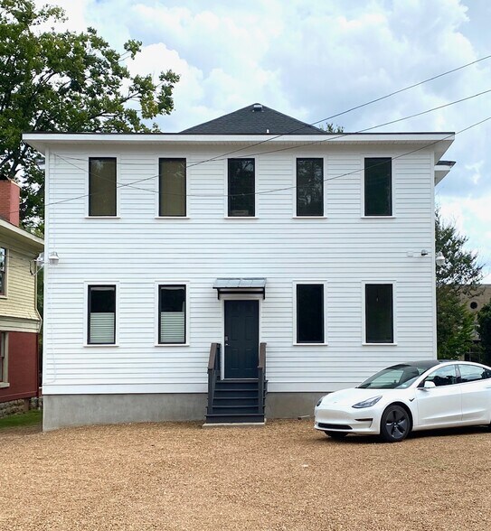 More Photos Of 1905 21st Ave S, Nashville Office For Lease
