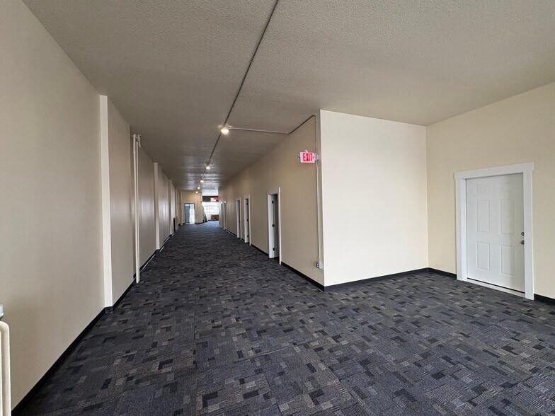 More Photos Of 1549 University Ave W, Saint Paul Office For Lease