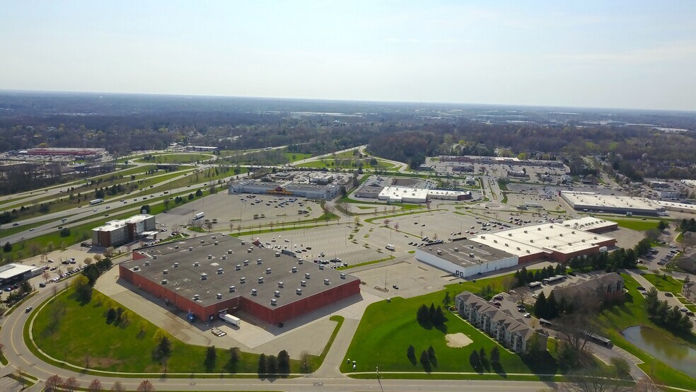 More Photos Of 555-805 Center Dr NW, Grand Rapids Unknown For Lease