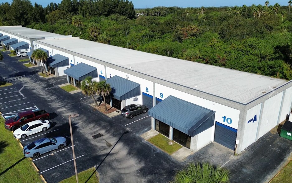 More Photos Of 700 S John Rodes Blvd, Melbourne Unknown For Lease