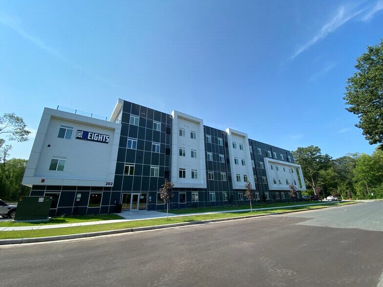 More Photos Of 202 17th Ave W, Menomonie Apartments For Sale