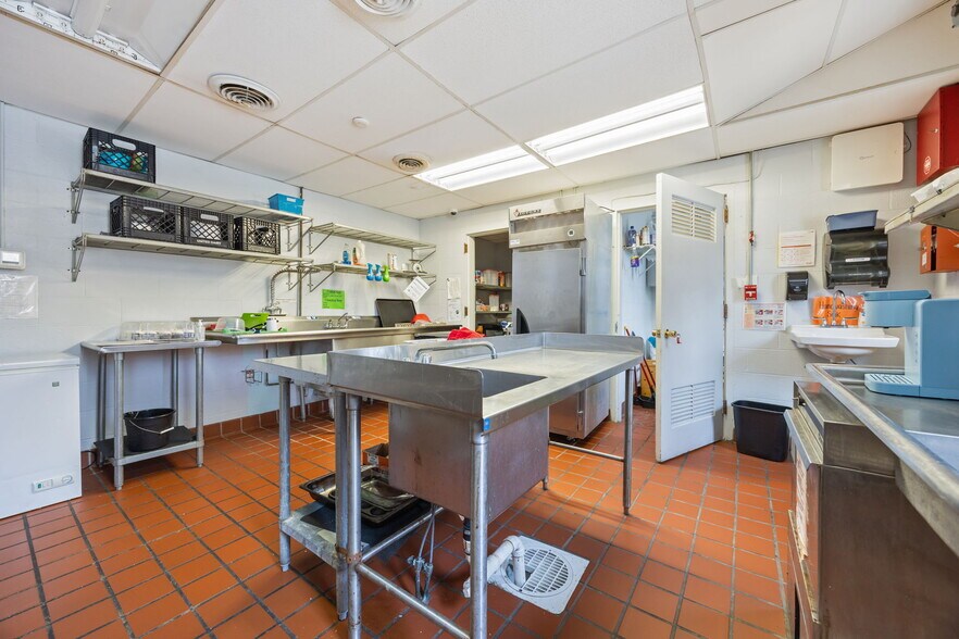 More Photos Of 2300 Spring Garden St, Greensboro Daycare Center For Sale